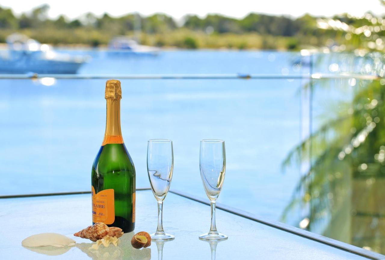 Noosa Quays Waterfront Accomodation 외부 사진