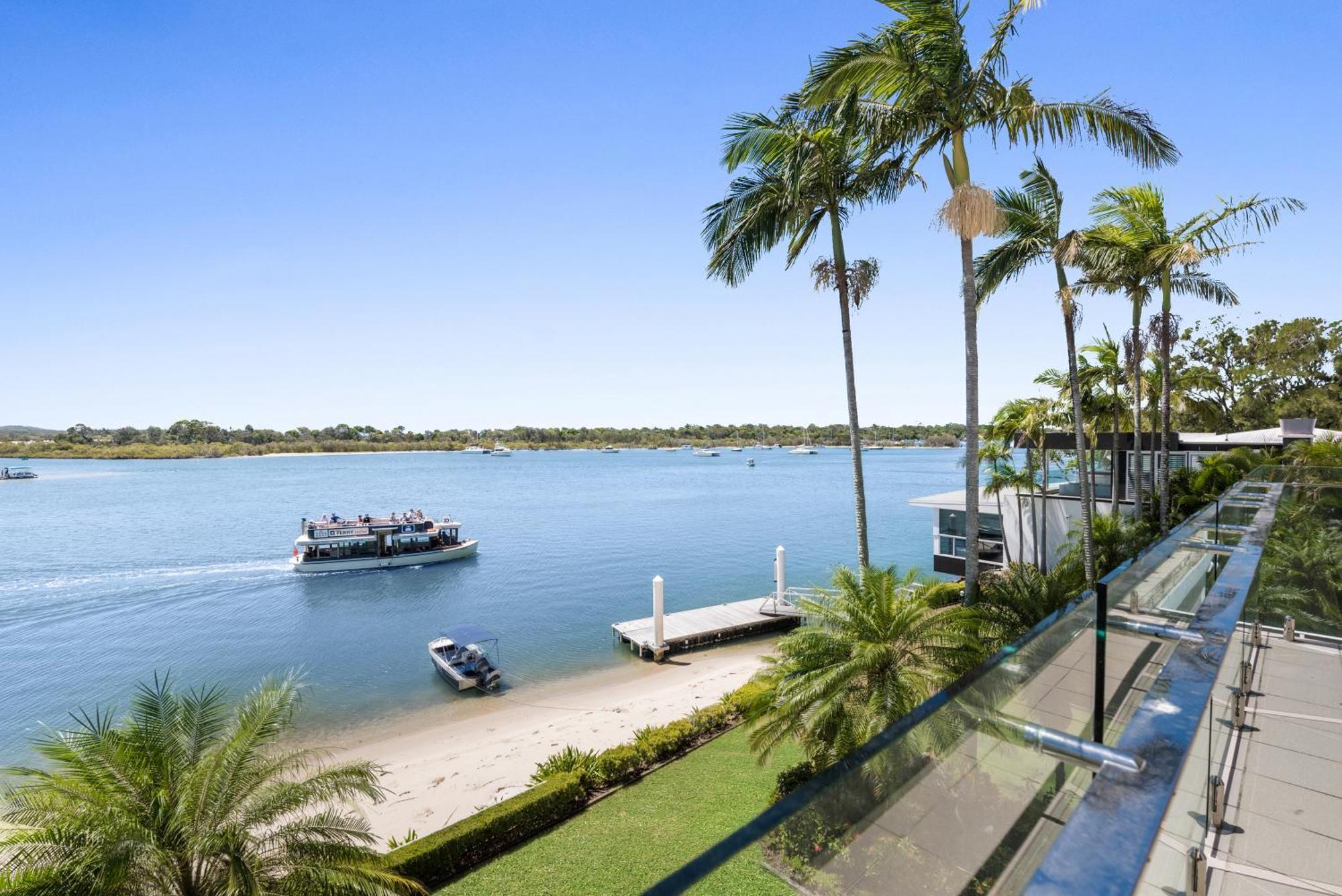 Noosa Quays Waterfront Accomodation 외부 사진